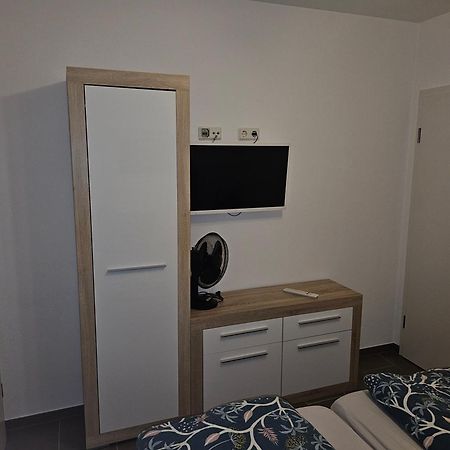 Fewo Louise Kinderbeuern Buitenkant foto